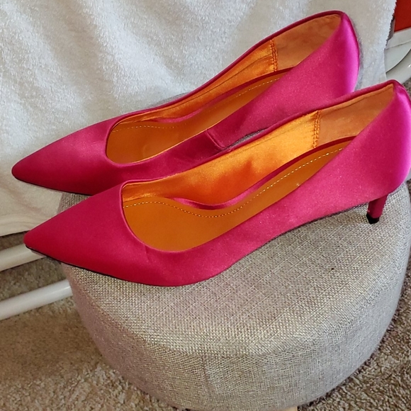 size 9 womens heels